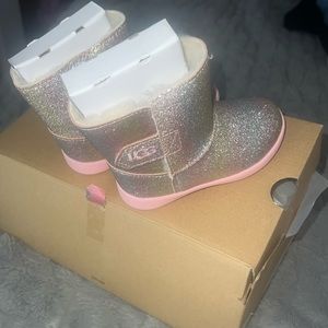Sparkly Uggs size 6c
